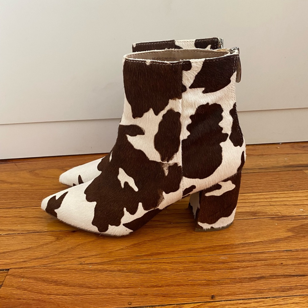 Steve Madden Neven-C Cow Print Boots Size 7